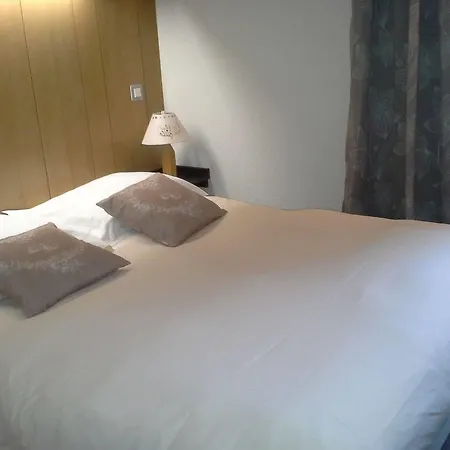 Val Joly Hotel