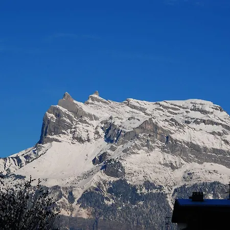 Val Joly Hotel 2*