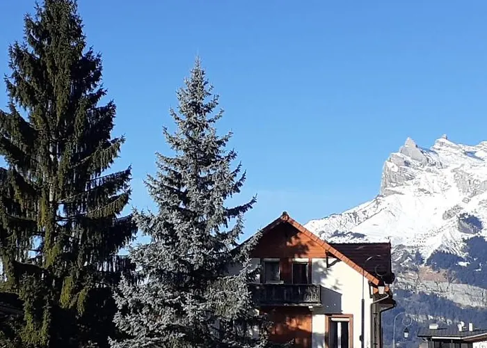 Val Joly Отель 2*