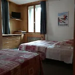 Отель Val Joly 2*