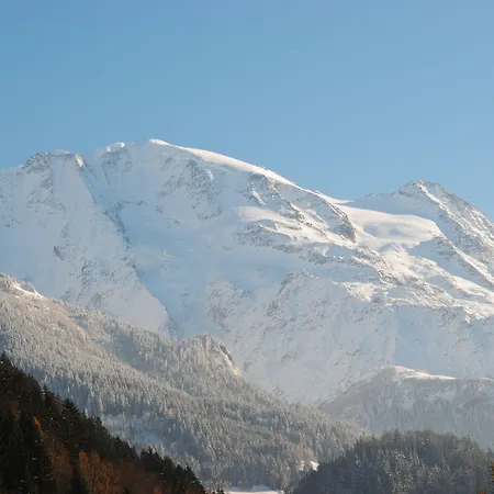 Val Joly 2*